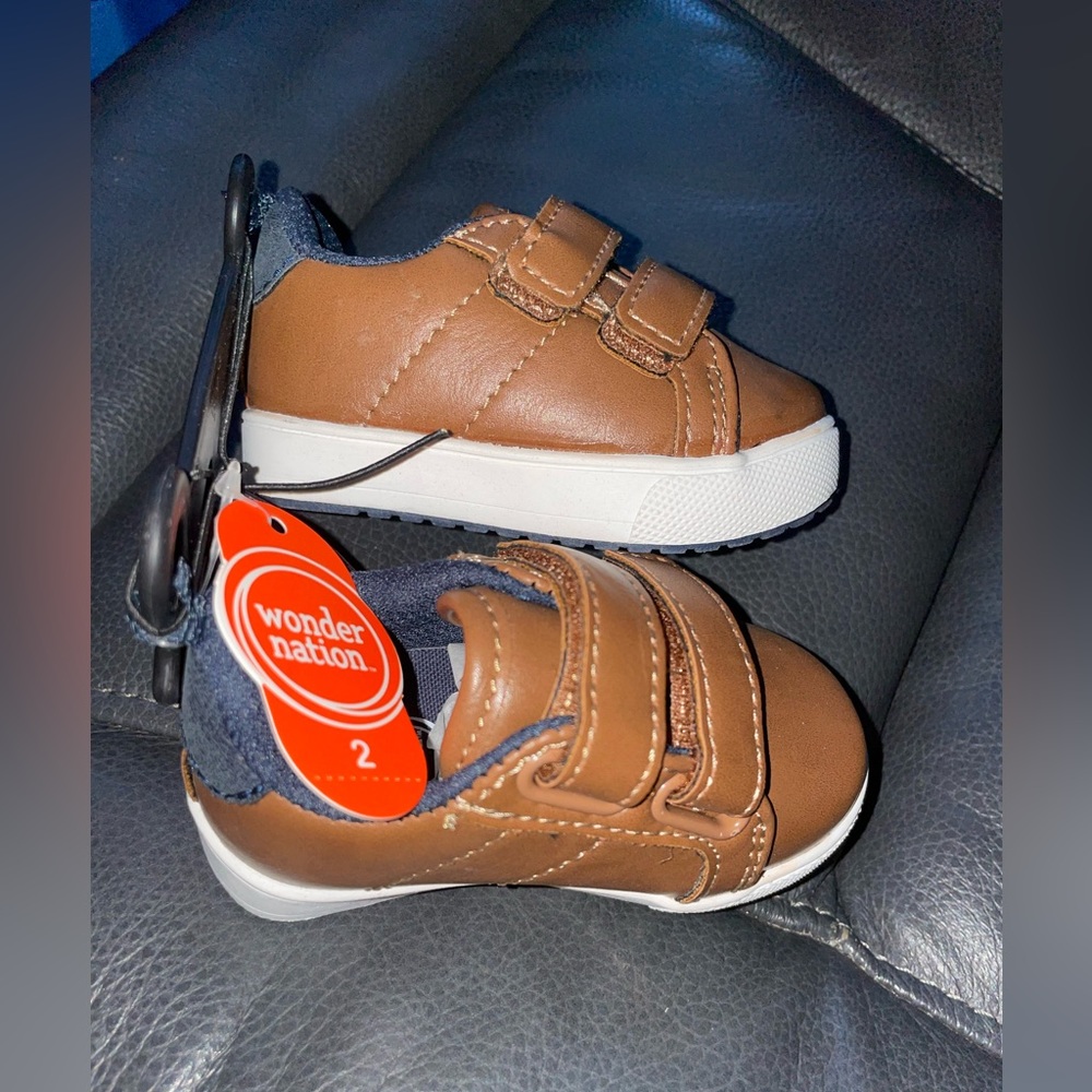 Brand New With Tags Baby Boy Size 2 Wonder Nation Brown Leather Sneakers Shoes